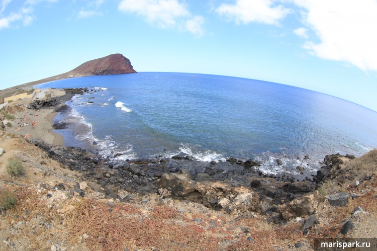 Playa El Medano, La Tejita. Вид на Красную гору. Линза: Zenitar Fisheye
