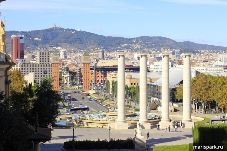 Вид на площадке Музея Национальных Искусств Каталонии
